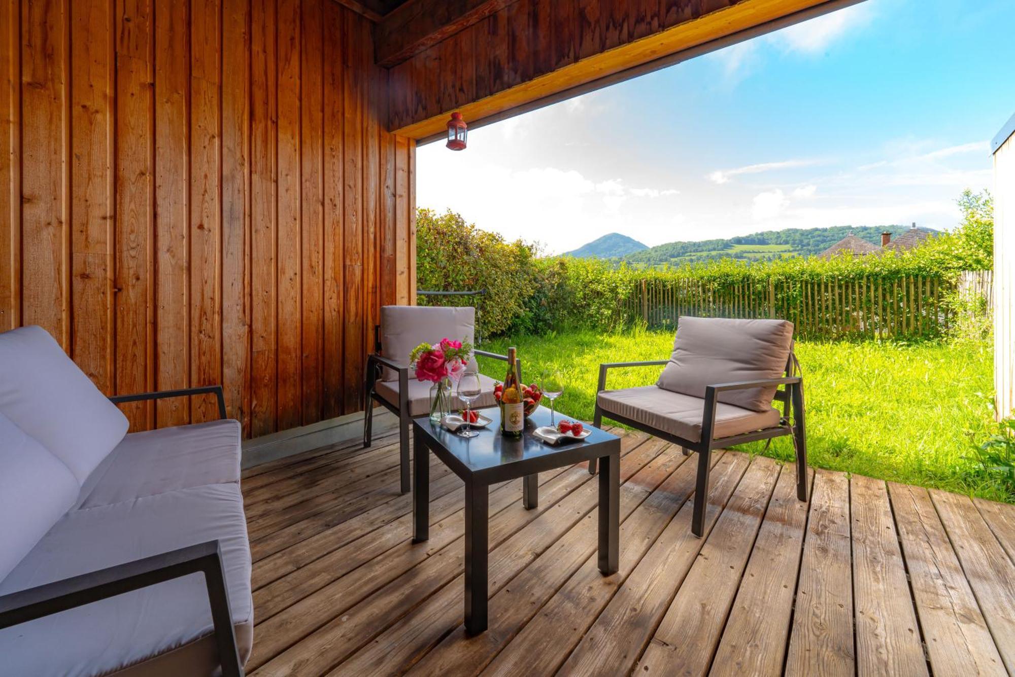 Vue Sur Les Montagnes-Wifi-Terrasse Apartman Saint-Jean-d'Arvey Kültér fotó